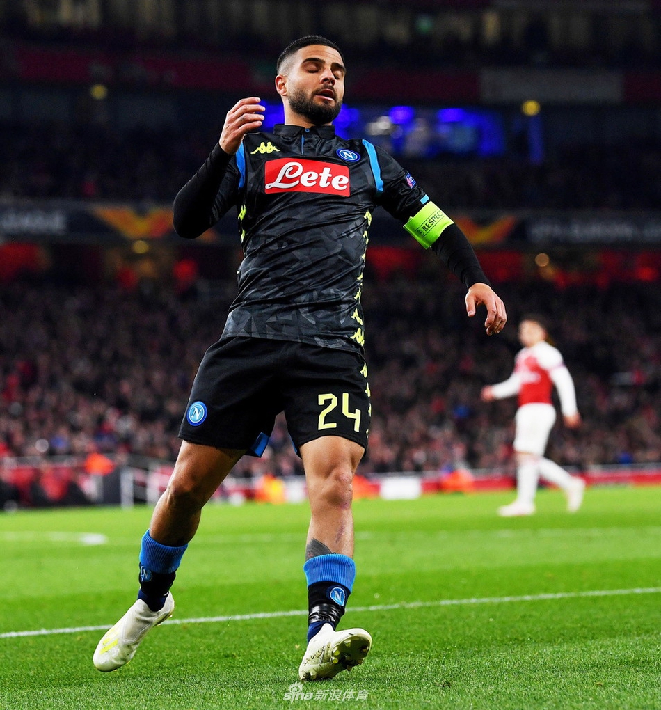 欧联赛程吃紧，那不勒斯关键时刻复出首秀，悬念犹存，临场指挥获称赞