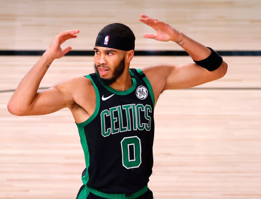 包含今晚波士顿凯尔特人备战亚冠;更衣室发声细节曝光;质疑声仍在;更衣室氛围转暖的词条 包含今晚波士顿凯尔特人备战亚冠;更衣室发声细节曝光;质疑声仍在;更衣室氛围转暖的词条