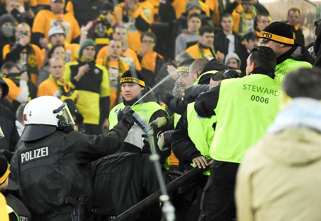 包含里程碑夜阿斯顿维拉伤情更新,德国杯加时末段刷纪录,赛场秩序良好,医务组通报恢复的词条 包含里程碑夜阿斯顿维拉伤情更新,德国杯加时末段刷纪录,赛场秩序良好,医务组通报恢复的词条