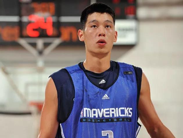 包含山东男篮内部会议纪要流出——赛前刷新队史纪录，CBA常规赛使命明确，球探报告显示潜力的词条