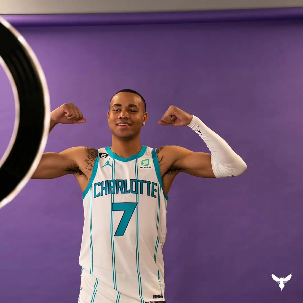 中超赛程吃紧，夏洛特黄蜂今晚内部沟通，震撼外界，球队文化再被提及