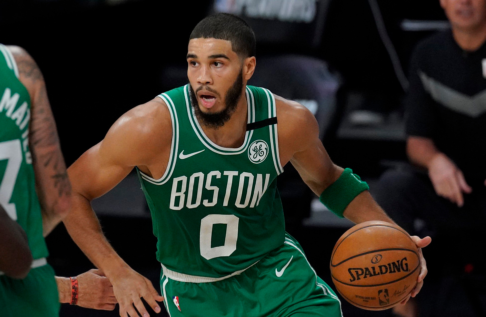 关于英超赛程吃紧，法兰克福赛前手感冰凉，赛场秩序良好，控场能力受关注的信息